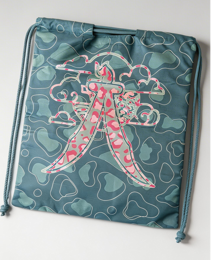 Queen of Mats - Cheetah Bag