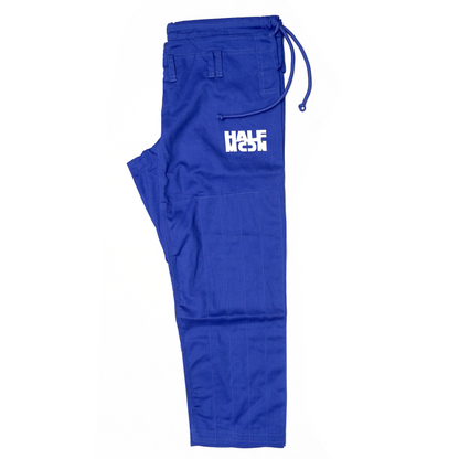 Signature BJJ GI – Weiß, Schwarz und Blau