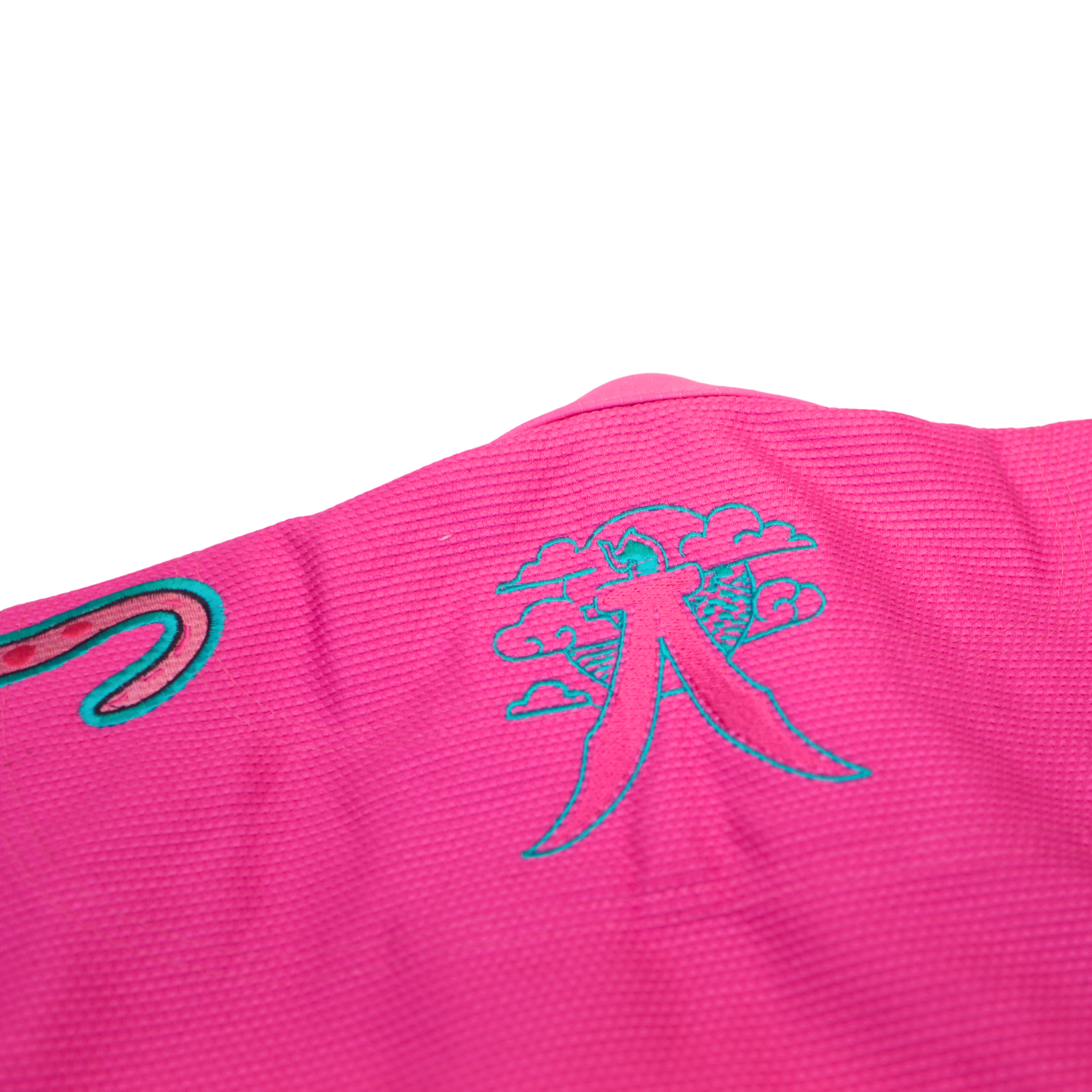 Queen Of Mats Women’s BJJ Gi 550GSM – IBJJF Approved [Preorder]